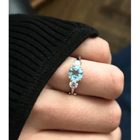 Three Flower Sky Blue Ring mit Topas & Moissanit | Moreen