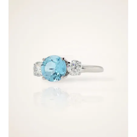 Three Flower Sky Blue Ring mit Topas & Moissanit | Moreen