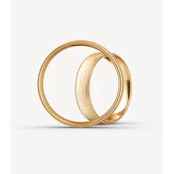 Velmira Trauringe aus Gelbgold mit Diamant | Moreen