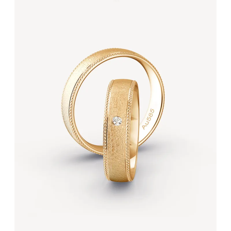 Velmira Trauringe aus Gelbgold mit Diamant | Moreen
